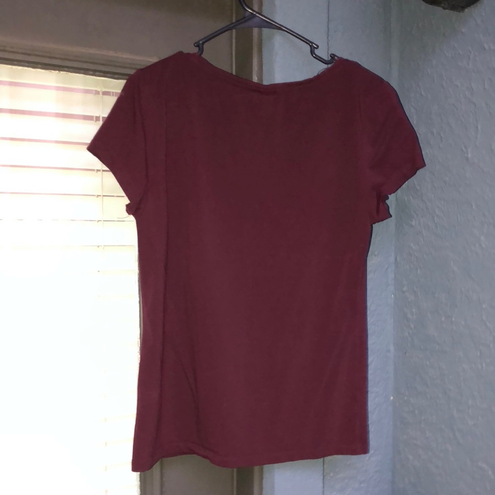 Basic V-neck Tee - Picture 2 of 2